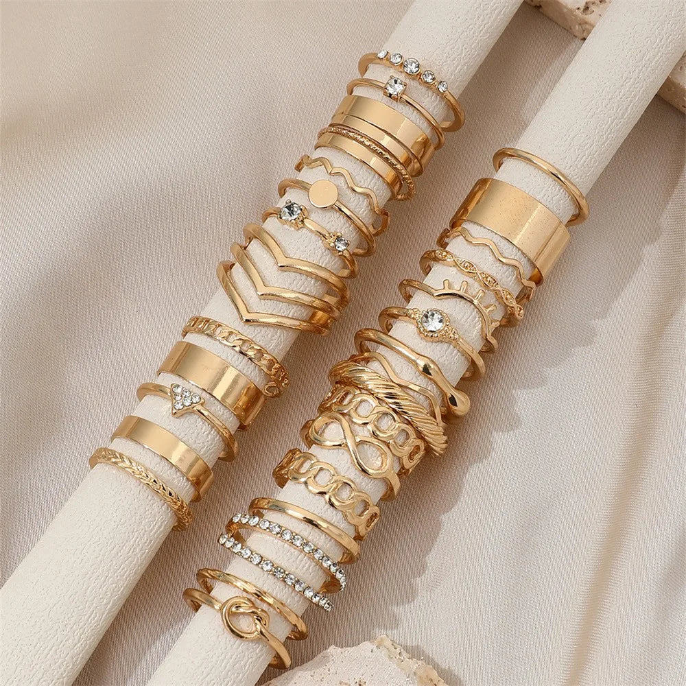 Set 30 Bagues Dorées — Zircon & Perles d'Imitation · Style Luxe Tendance