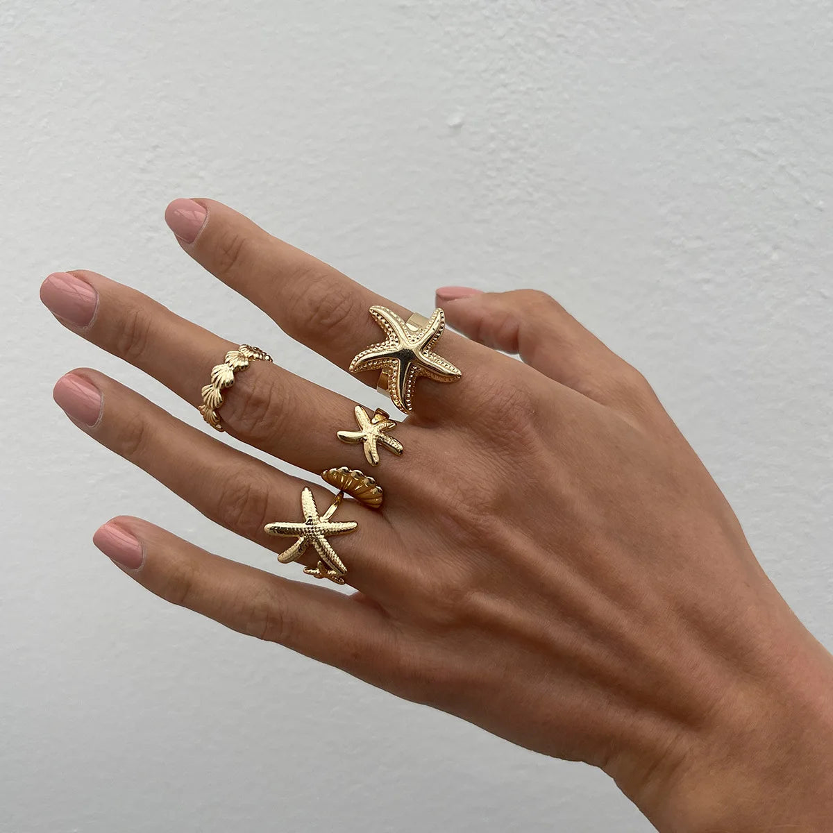 Lot de 4 Bagues Femme – Étoile de Mer & Coquillage Doré